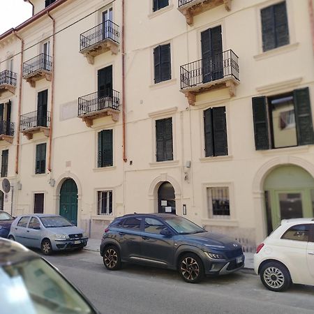 Casa Spinetta Malaspina - Verona Apartments Zewnętrze zdjęcie
